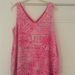 Like new! Lilly Pulitzer Pink Graphic Top
